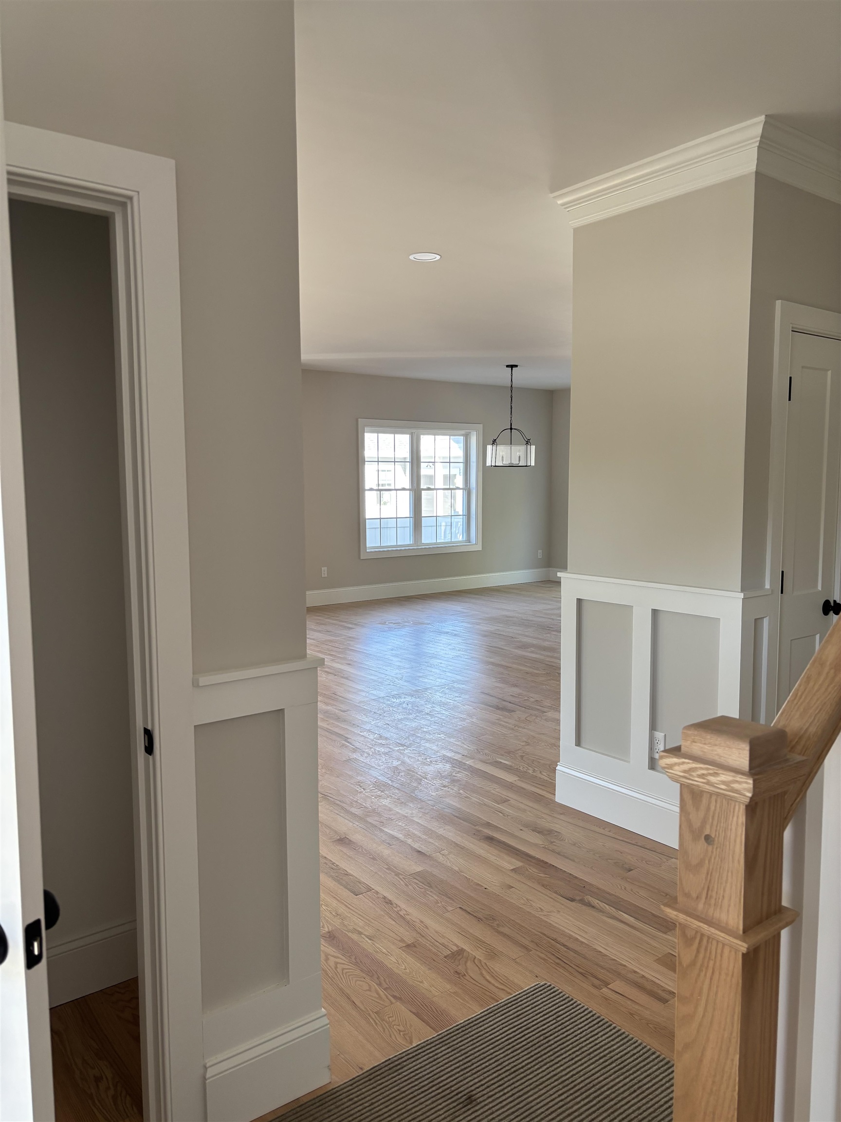 113 Concord Street Nashua, NH 03064 - Photo 6 of 45