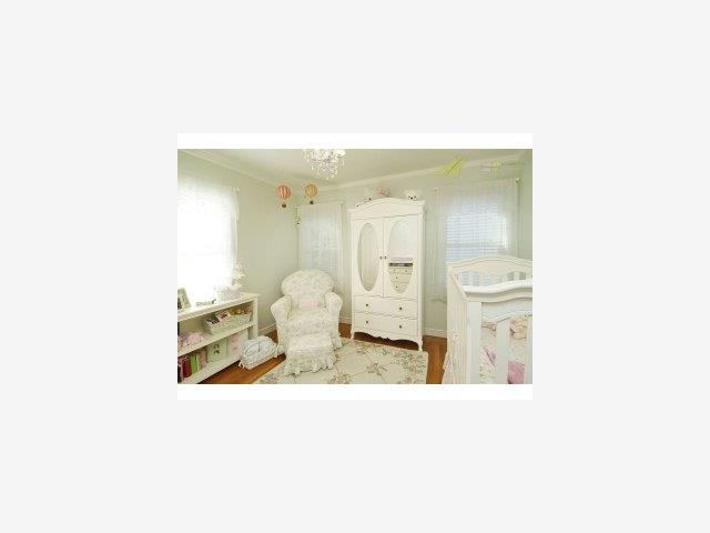 475 Chatham Road Burlingame, CA 94010 - Photo 5 of 7 Gallery Image 5