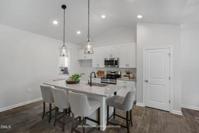 $439,700 | 532 Beacon Hl Road, Lillington, NC 27546