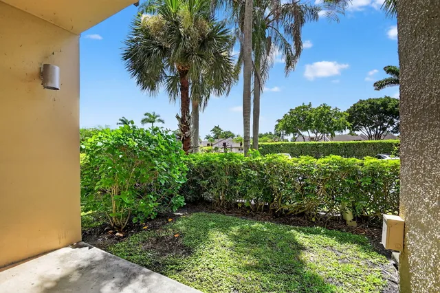 $188,000 | 4661 Fountains Drive South, Unit 112, Lake Worth, FL 33467
