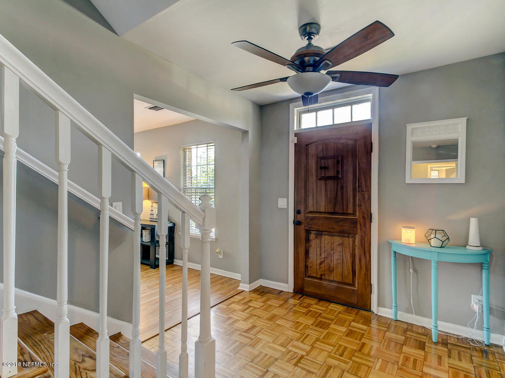 1041 Glen Echo Road Jacksonville, FL 32211 - Photo 6 of 40 a view of an entryway