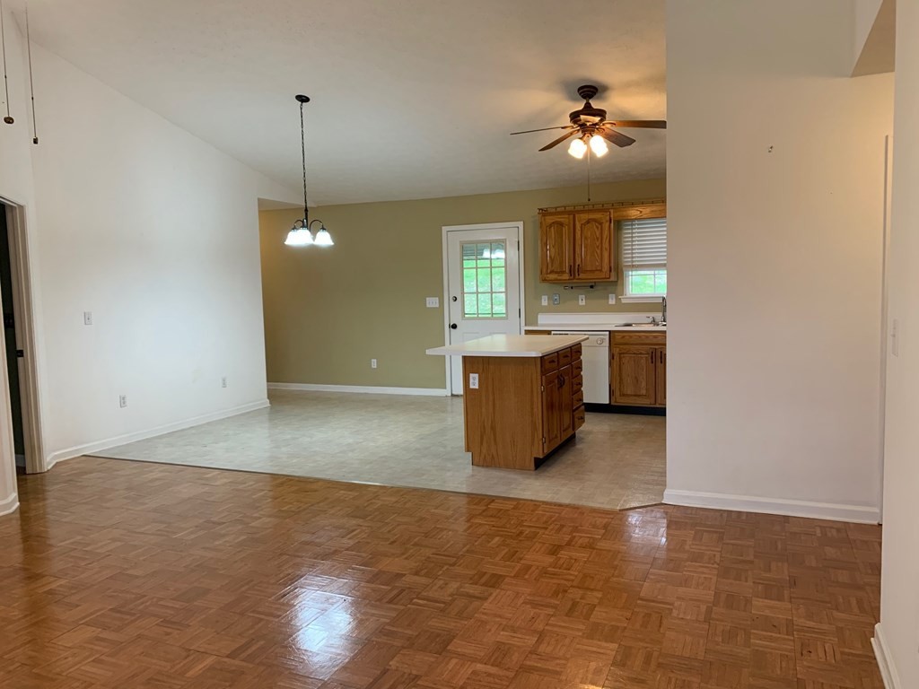 3208 New Lake Road Spring City, TN 37381 - Photo 14 of 38 Gallery Image 14