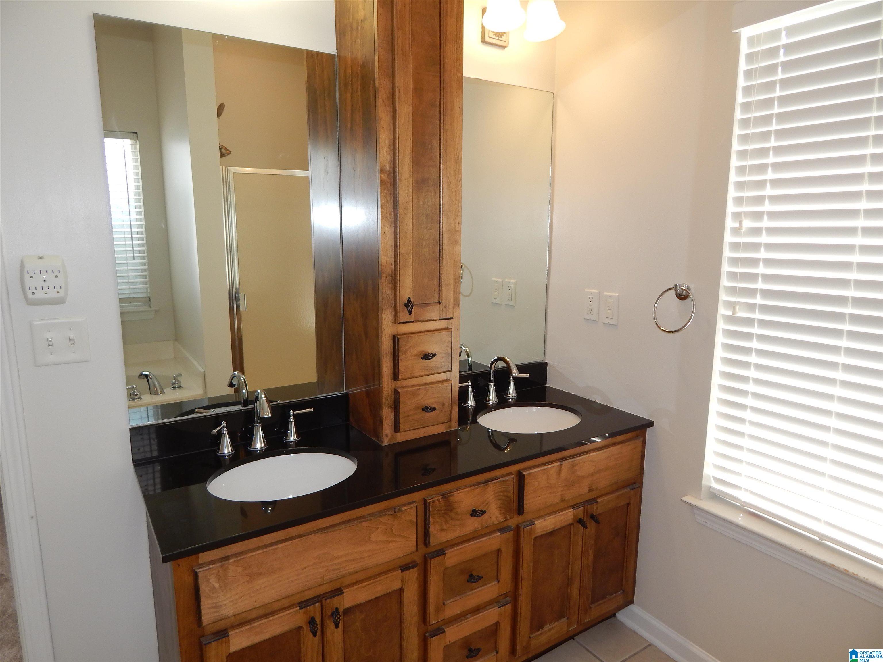 234 High Ridge Drive Pelham, AL 35124 - Photo 9 of 17