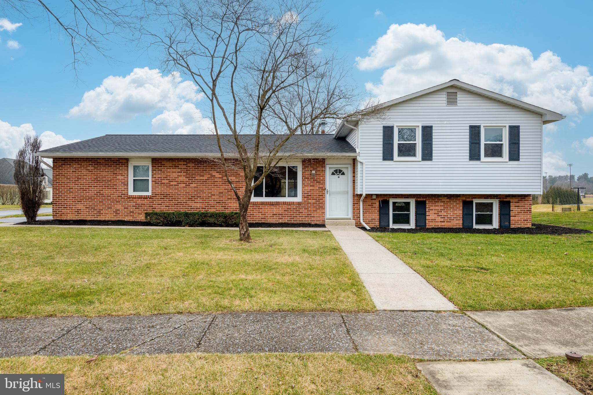466 Haverhill Road Lancaster, PA 17601 - Photo 1 of 30 Gallery Image 1