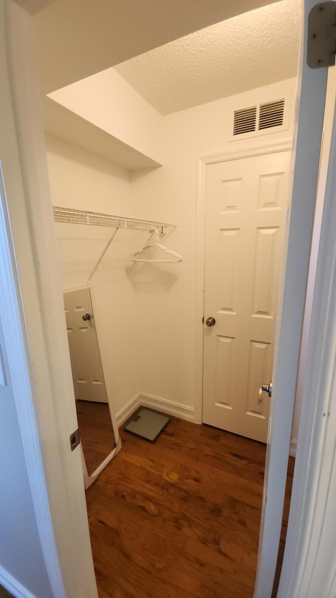 955 Dotterel Road, Unit 2205 Delray Beach, FL 33444 - Photo 16 of 32 walk in clost