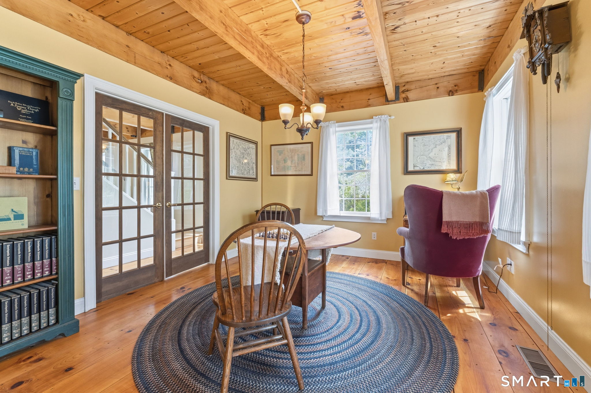 95 Pole Bridge Road Woodstock, CT 06281 - Photo 14 of 40 Parlor