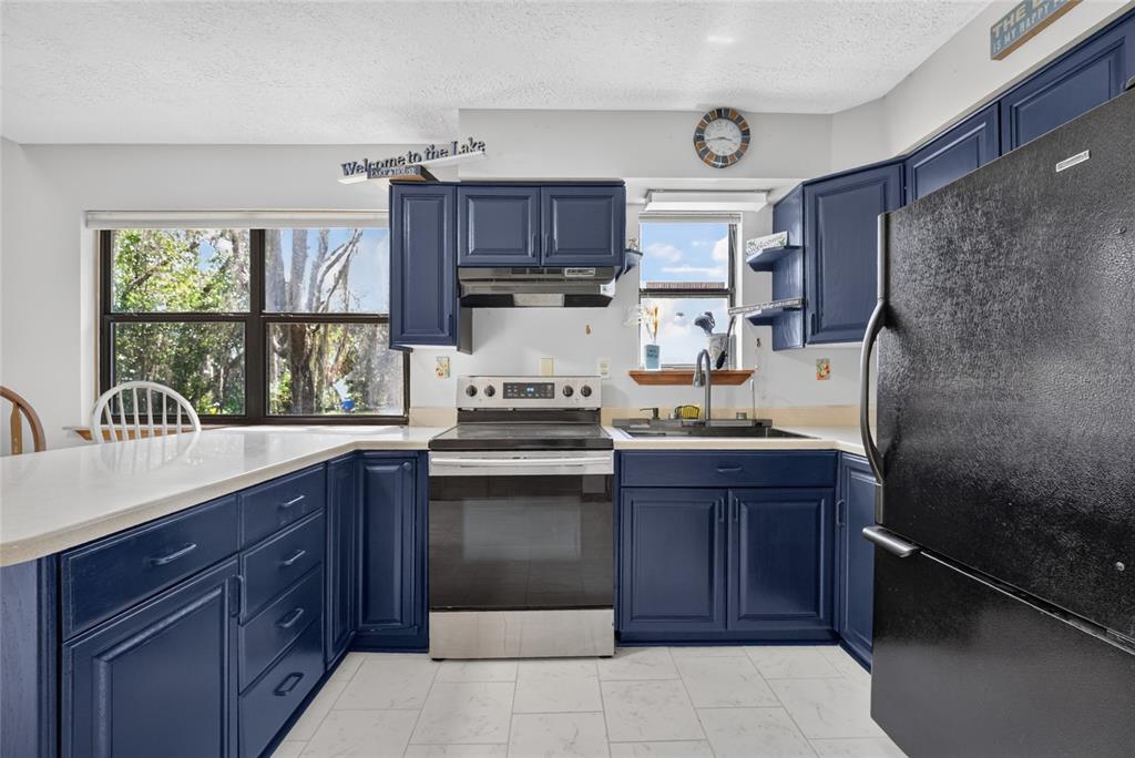 273 Neal Road Hawthorne, FL 32640 - Photo 10 of 32