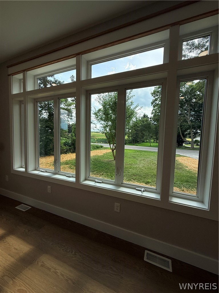 5173 Ellicott Street Road Batavia, NY 14020 - Photo 4 of 37 Gallery Image 4