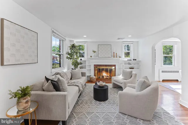 $699,000 | 14 Valley View Lane, Newtown Square, PA 19073