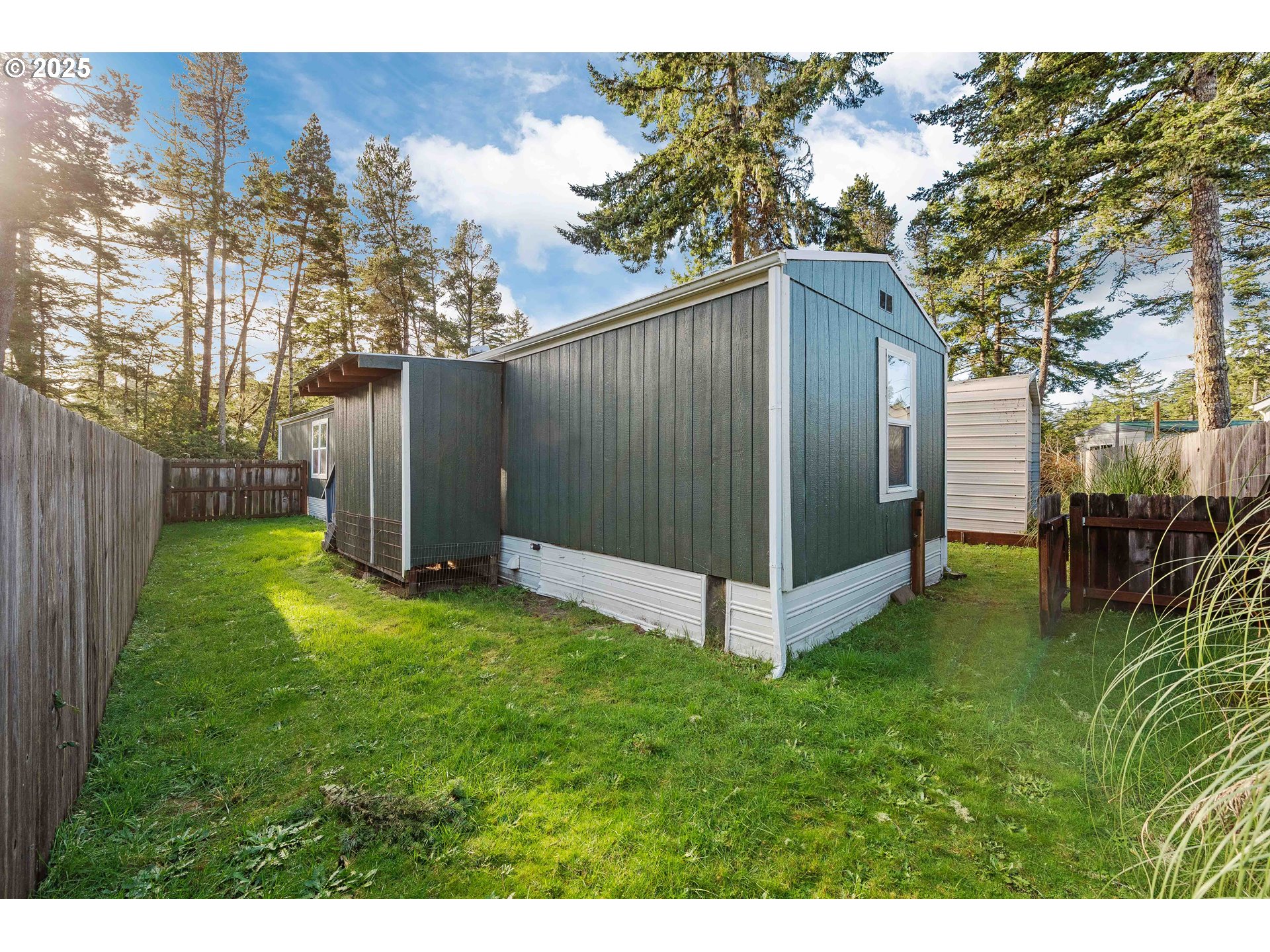 67624 Spinreel Road, Unit 34B North Bend, OR 97459 - Photo 4 of 20