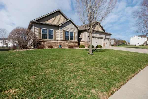 $454,000 | 2709 Piney Run, Bloomington, IL 61705