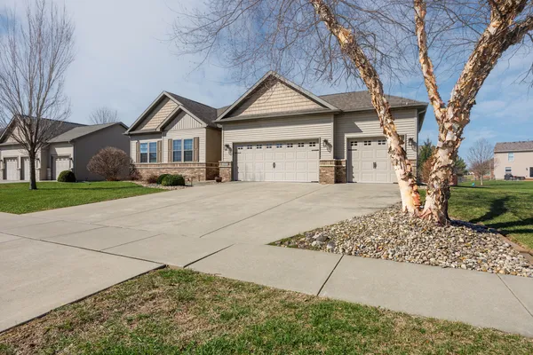 $454,000 | 2709 Piney Run, Bloomington, IL 61705