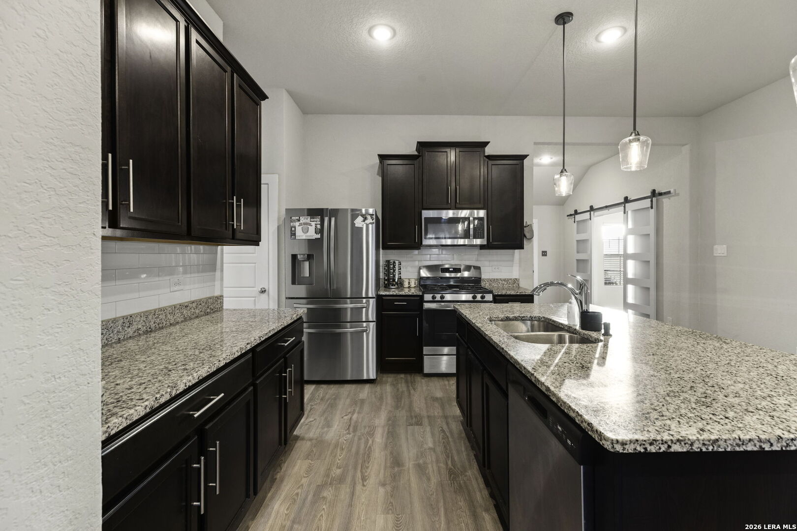 10759 Francisco Way Converse, TX 78109 - Photo 11 of 31