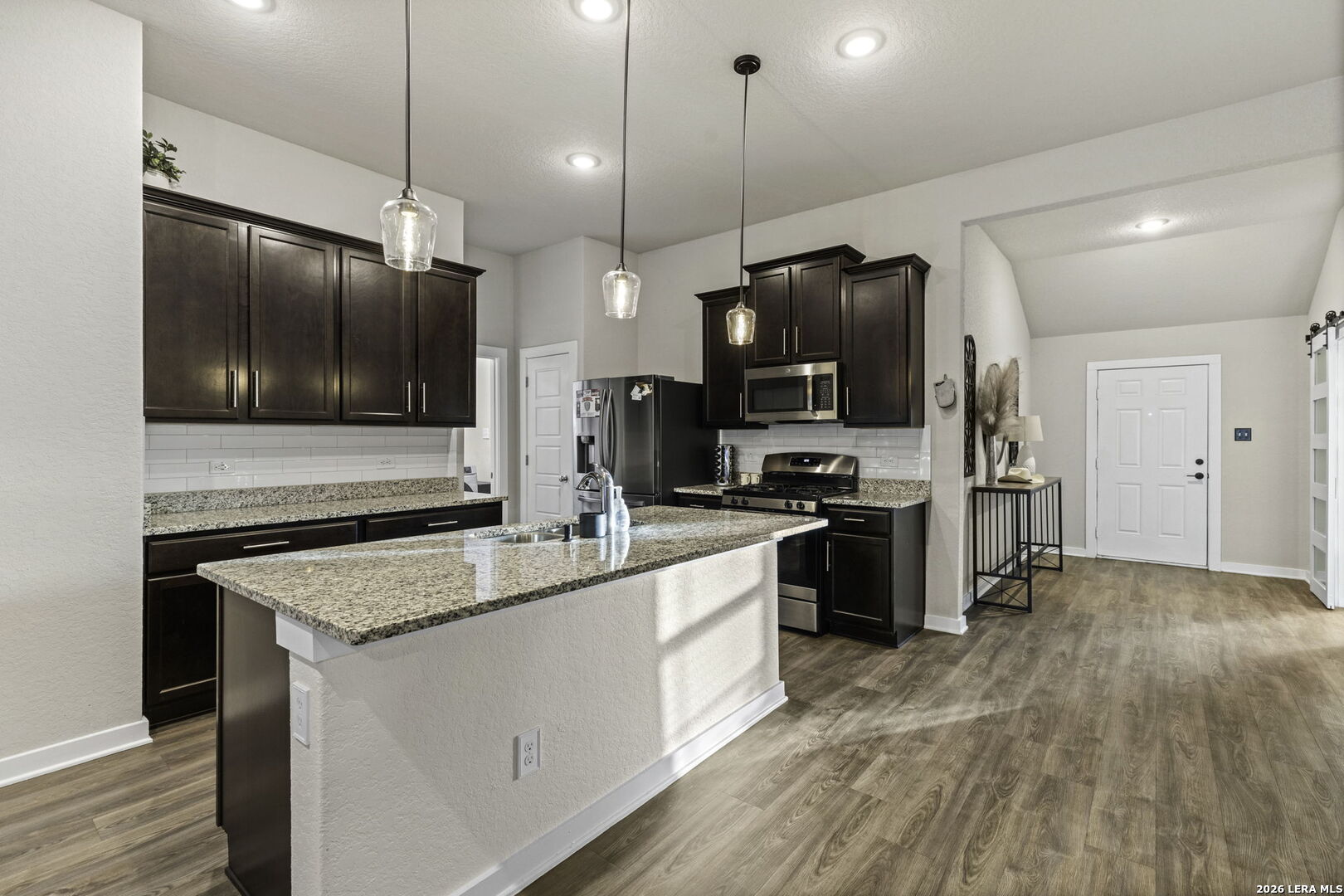 10759 Francisco Way Converse, TX 78109 - Photo 9 of 31