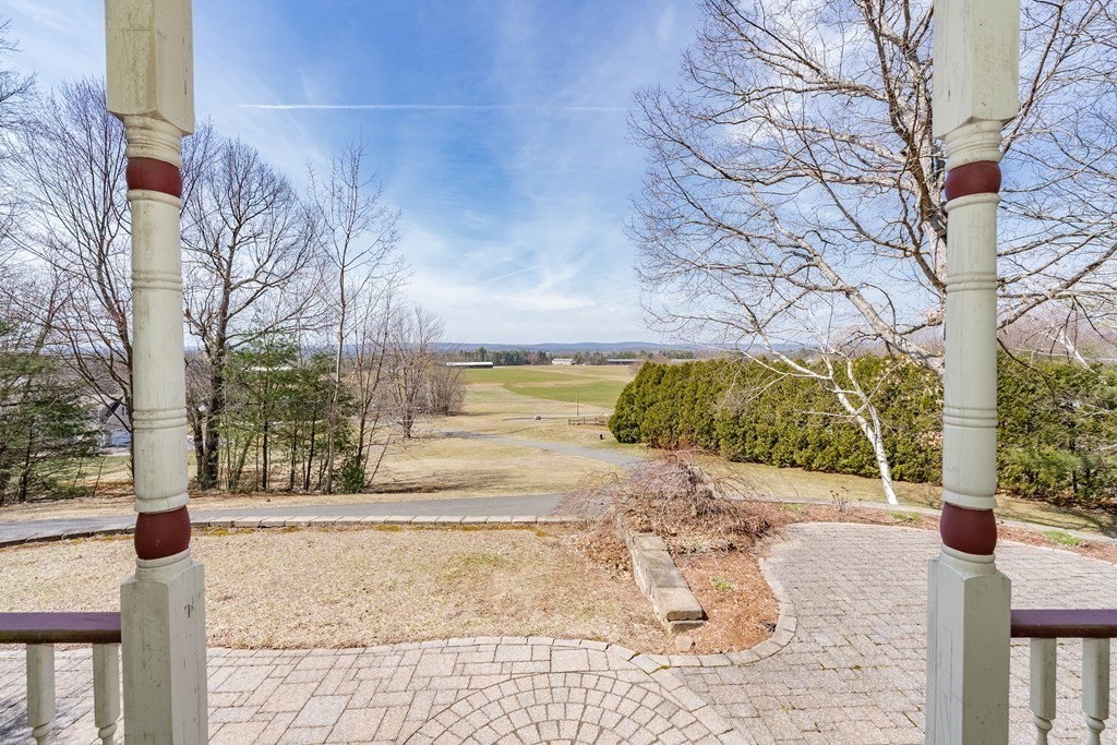 46 North Longyard Road Southwick, MA 01077 - Photo 5 of 33 Gallery Image 5