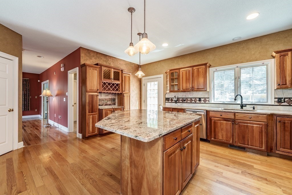 46 North Longyard Road Southwick, MA 01077 - Photo 10 of 33 Gallery Image 10