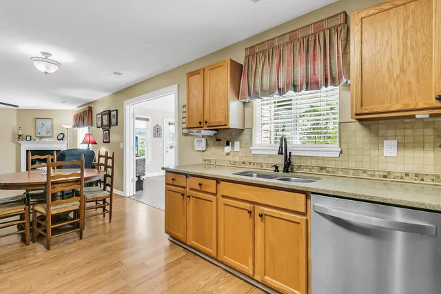 $454,900 | 67 Regency Oaks Drive, Summerville, SC 29485