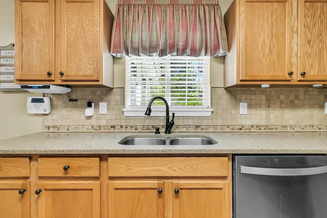 $454,900 | 67 Regency Oaks Drive, Summerville, SC 29485