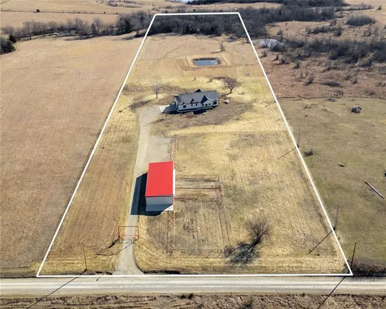 $699,999 | 7406 Southwest Docking Road, Auburn, KS 66402