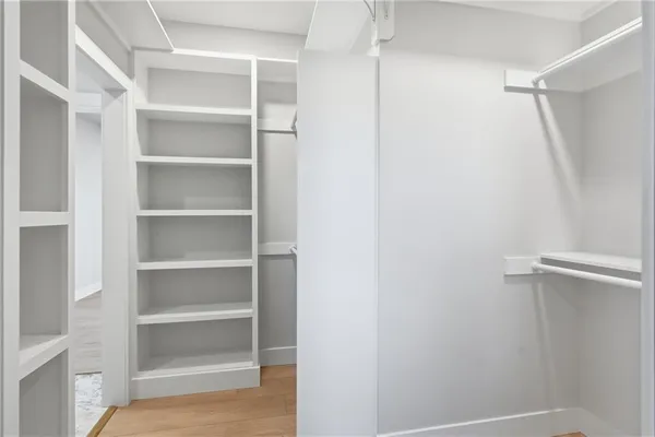 $699,999 | 7406 Southwest Docking Road, Auburn, KS 66402