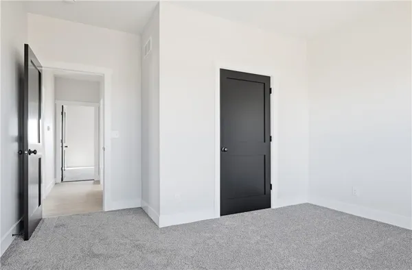 $699,999 | 7406 Southwest Docking Road, Auburn, KS 66402