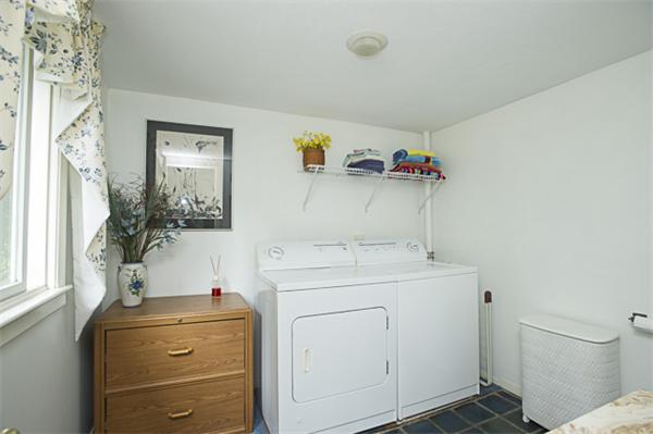 24 Casino Road Marblehead, MA 01945 - Photo 15 of 18