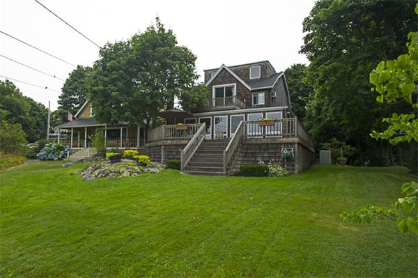 24 Casino Road Marblehead, MA 01945 - Photo 2 of 18
