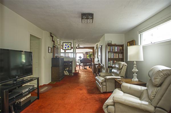 24 Casino Road Marblehead, MA 01945 - Photo 9 of 18