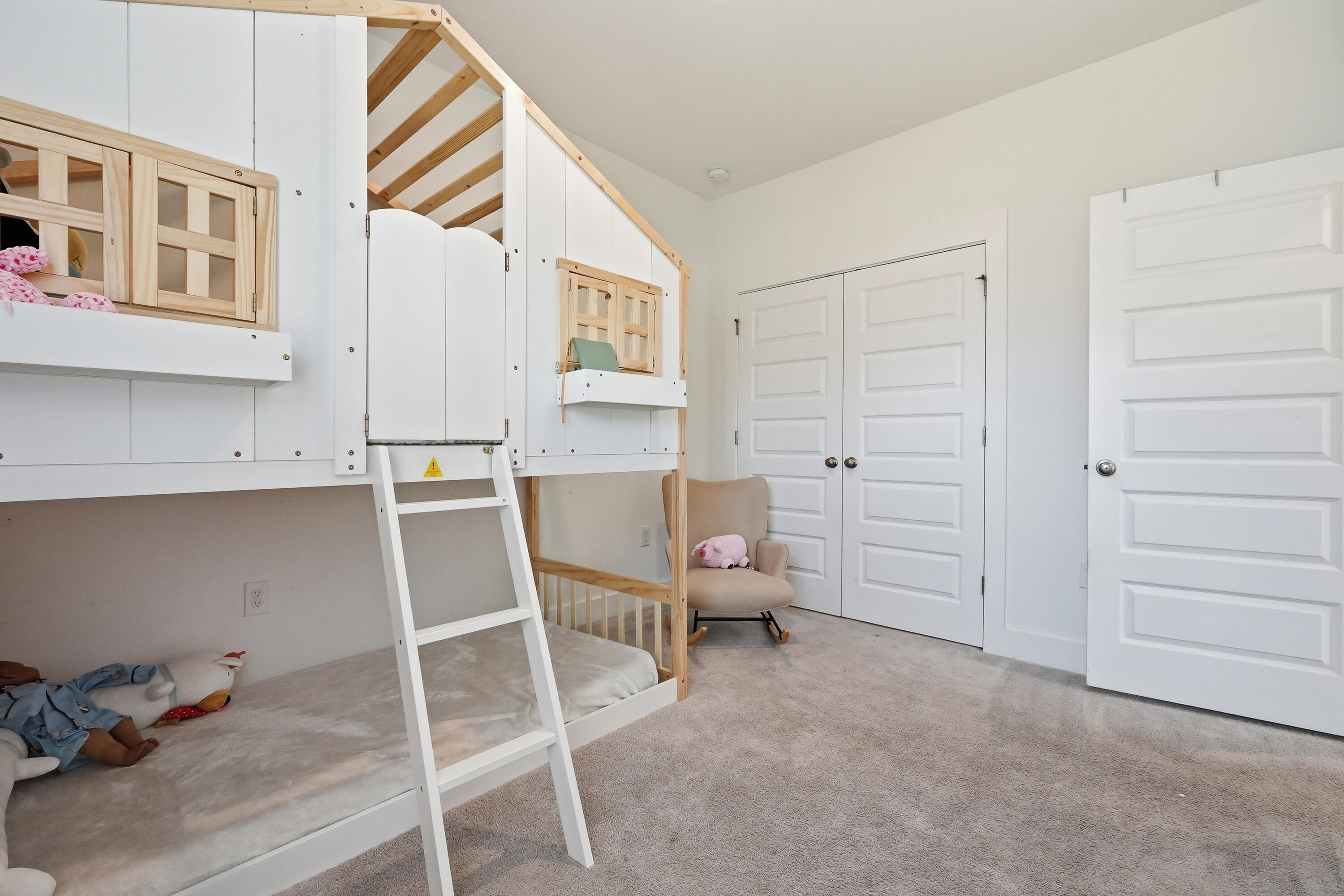 125 Blooming Cove Crestview, FL 32539 - Photo 27 of 55 a view of workspace with wooden floor and cabinet