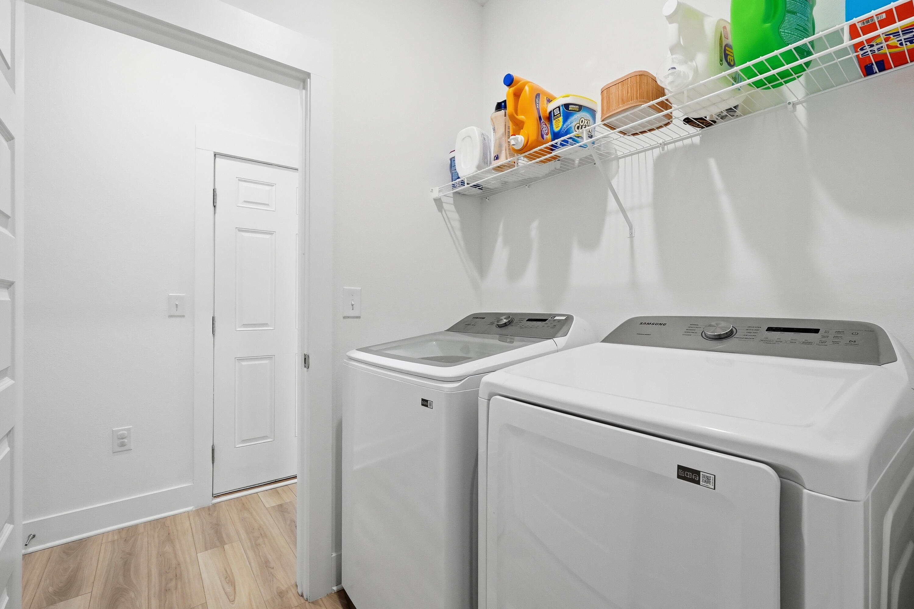 125 Blooming Cove Crestview, FL 32539 - Photo 35 of 55 a utility room with dryer and washer