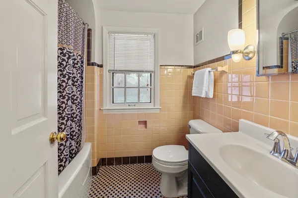 $459,900 | 128 Cottage Avenue, Fond du Lac, WI 54935