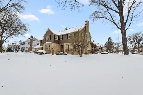 $459,900 | 128 Cottage Avenue, Fond du Lac, WI 54935