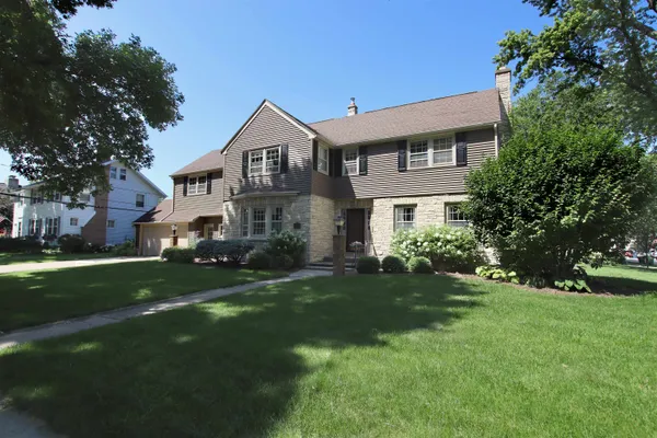 $459,900 | 128 Cottage Avenue, Fond du Lac, WI 54935