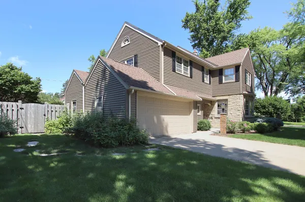 $459,900 | 128 Cottage Avenue, Fond du Lac, WI 54935