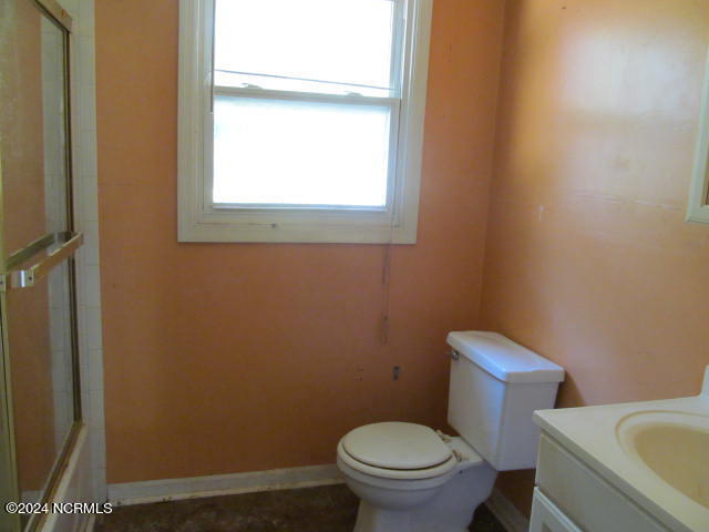 201 Stratford Road Havelock, NC 28532 - Photo 23 of 27 Bathroom