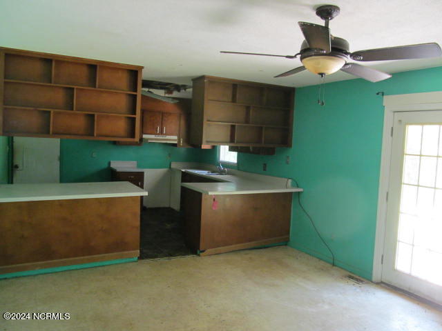 201 Stratford Road Havelock, NC 28532 - Photo 7 of 27 Dining Room View 4