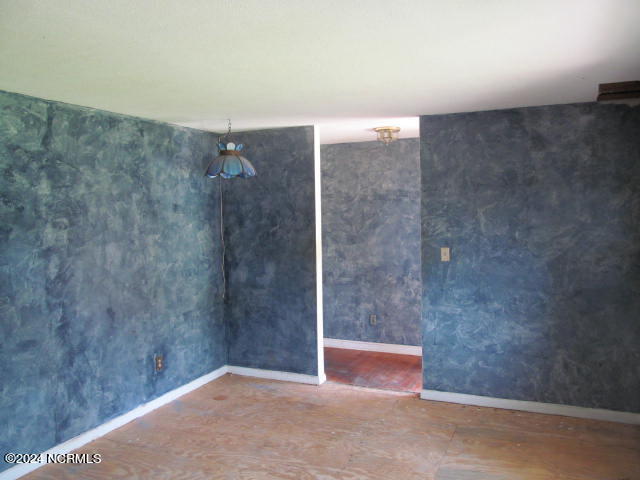 201 Stratford Road Havelock, NC 28532 - Photo 10 of 27 Living Room View 3