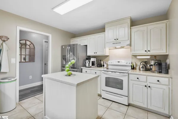 $321,900 | 665 Holly Springs Road, Lyman, SC 29365