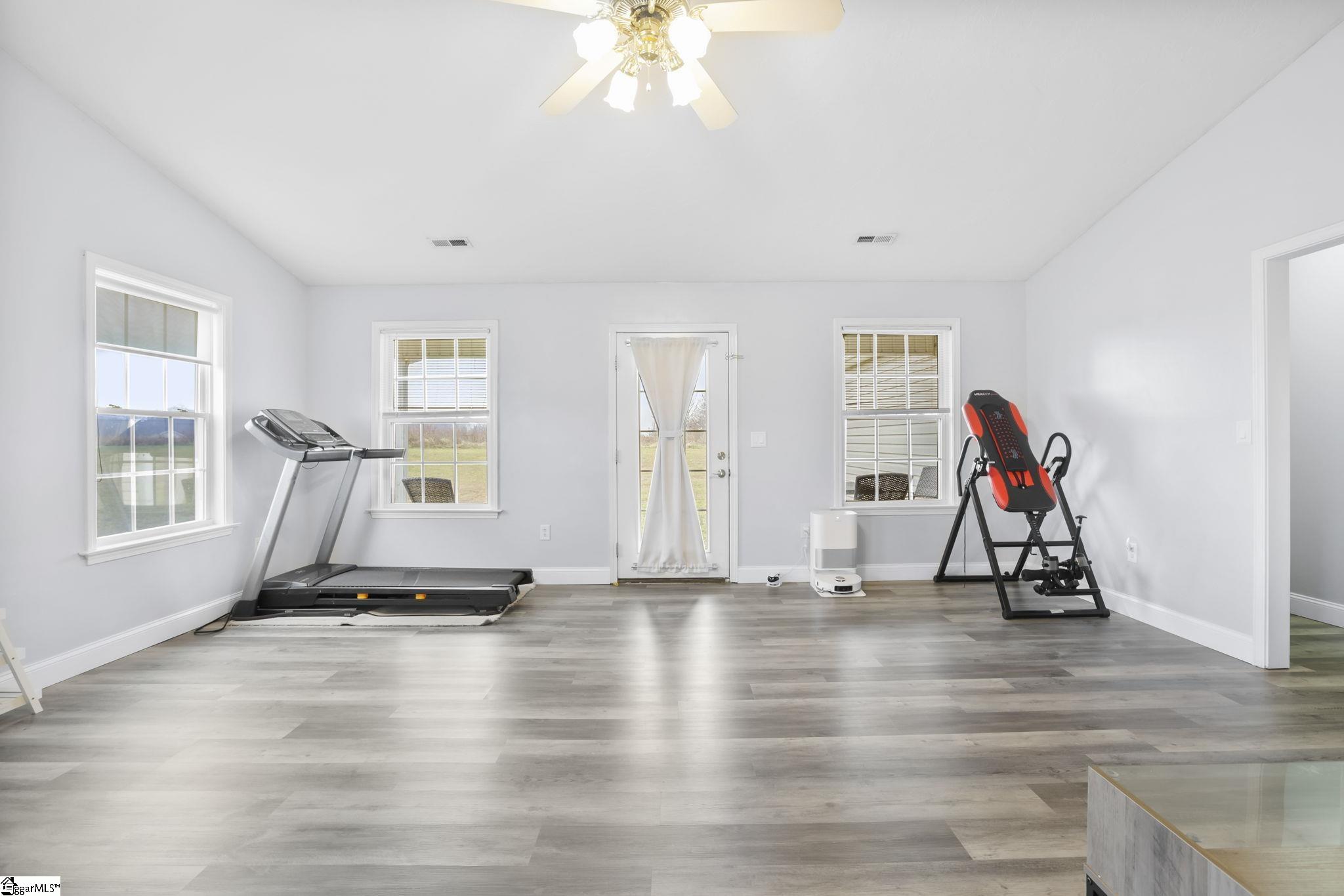 665 Holly Springs Road Lyman, SC 29365 - Photo 9 of 38