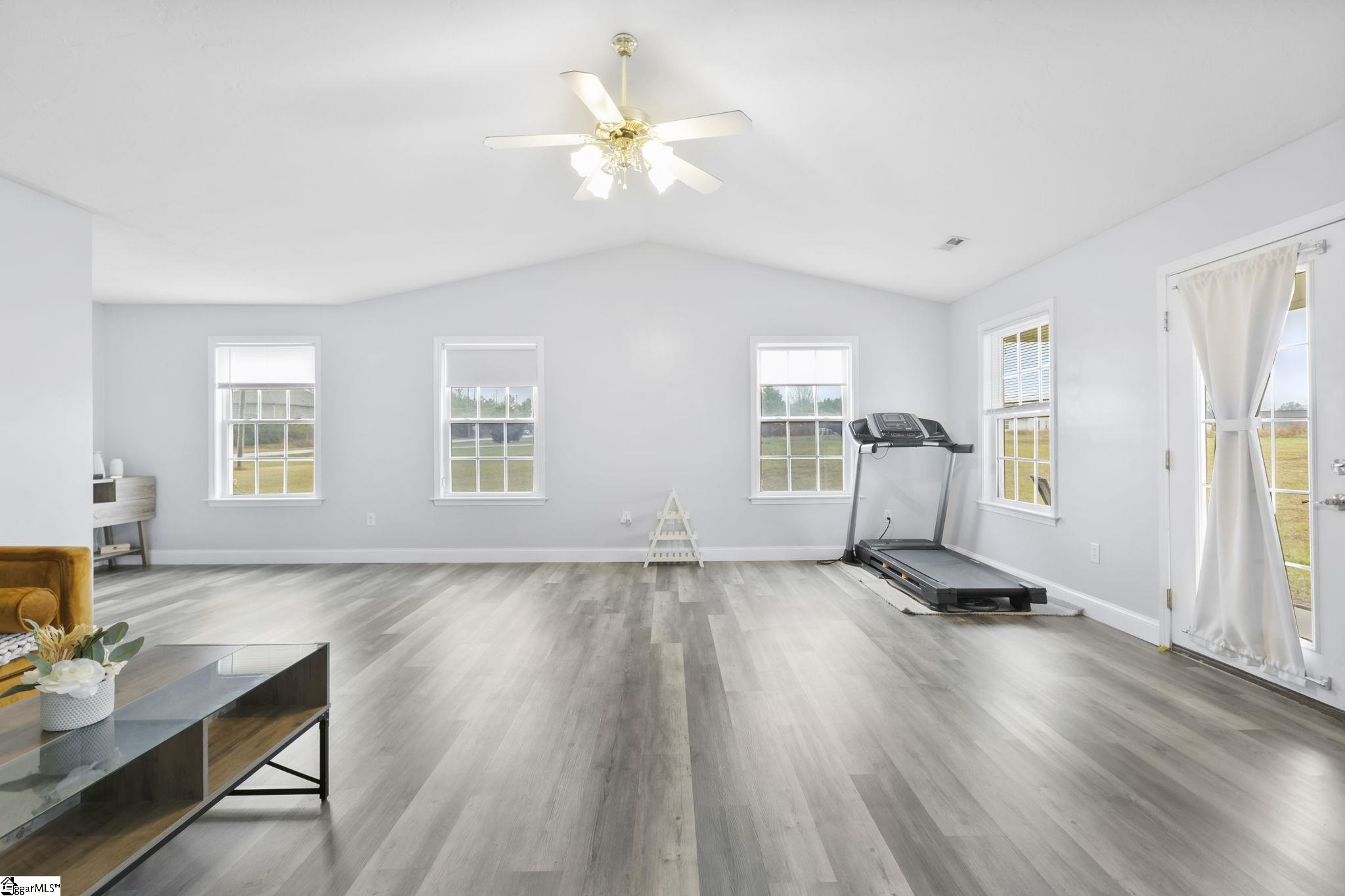 665 Holly Springs Road Lyman, SC 29365 - Photo 10 of 38