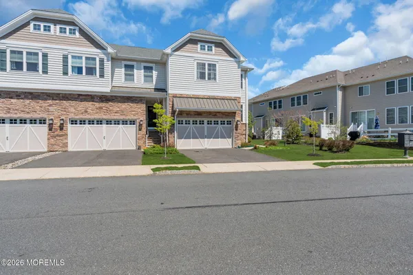 $6,000 | 2 Malcolm Way, Lincroft, NJ 07738