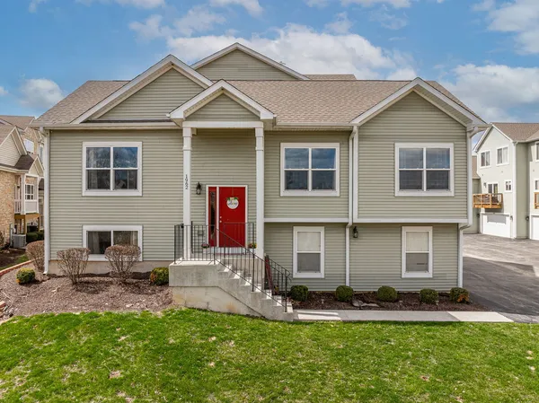 $288,000 | 1962 Rena Lane, Yorkville, IL 60560