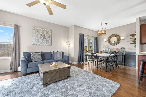 $288,000 | 1962 Rena Lane, Yorkville, IL 60560