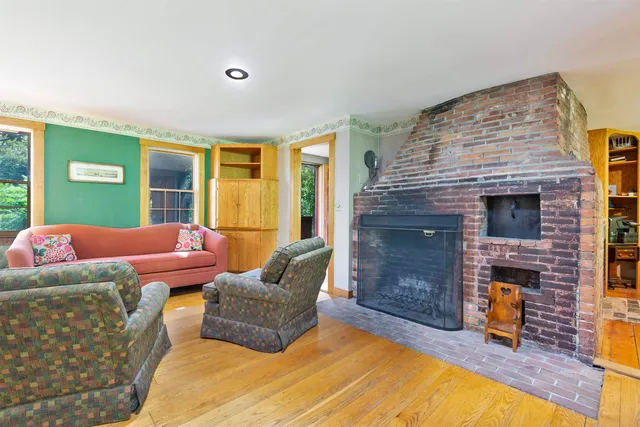 $585,000 | 46 Runnals Road, Hartford, VT 05001
