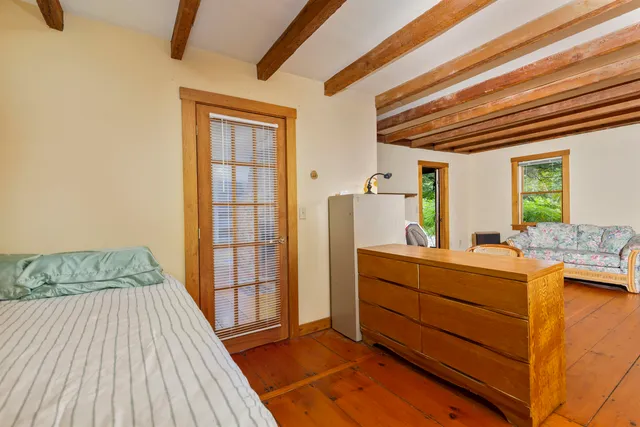 $585,000 | 46 Runnals Road, Hartford, VT 05001