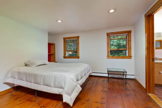 $585,000 | 46 Runnals Road, Hartford, VT 05001