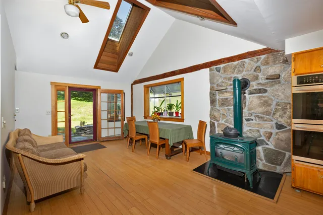 $585,000 | 46 Runnals Road, Hartford, VT 05001