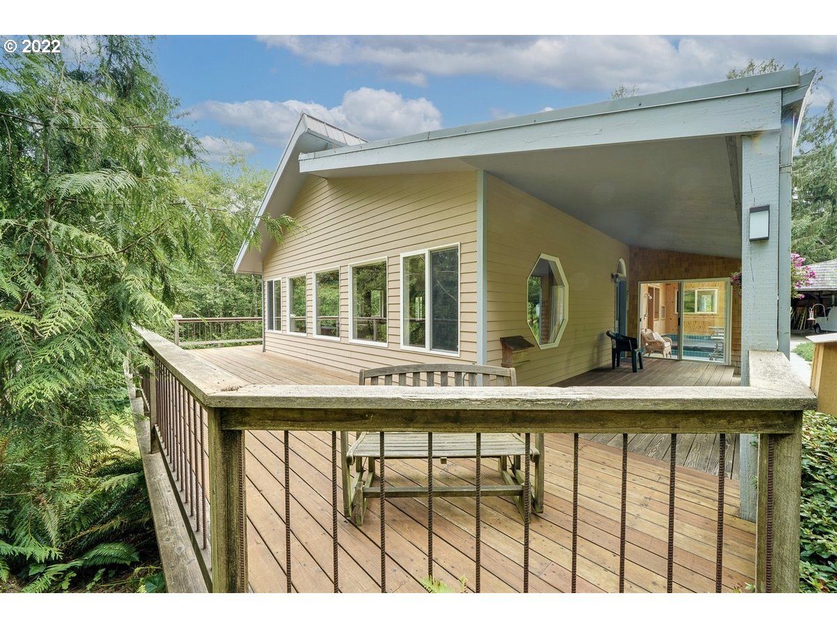 37275 Jenck Road Cloverdale, OR 97112 - Photo 12 of 32