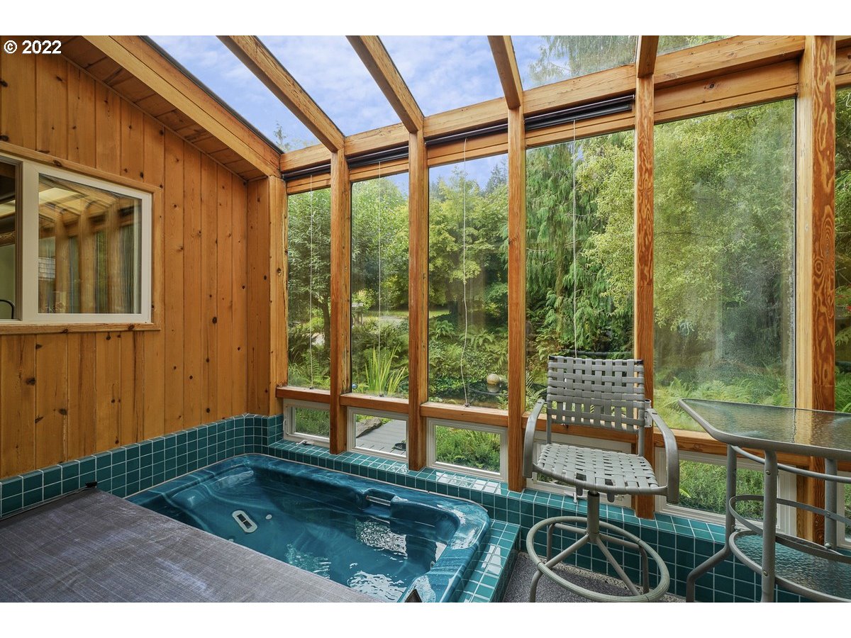 37275 Jenck Road Cloverdale, OR 97112 - Photo 14 of 32