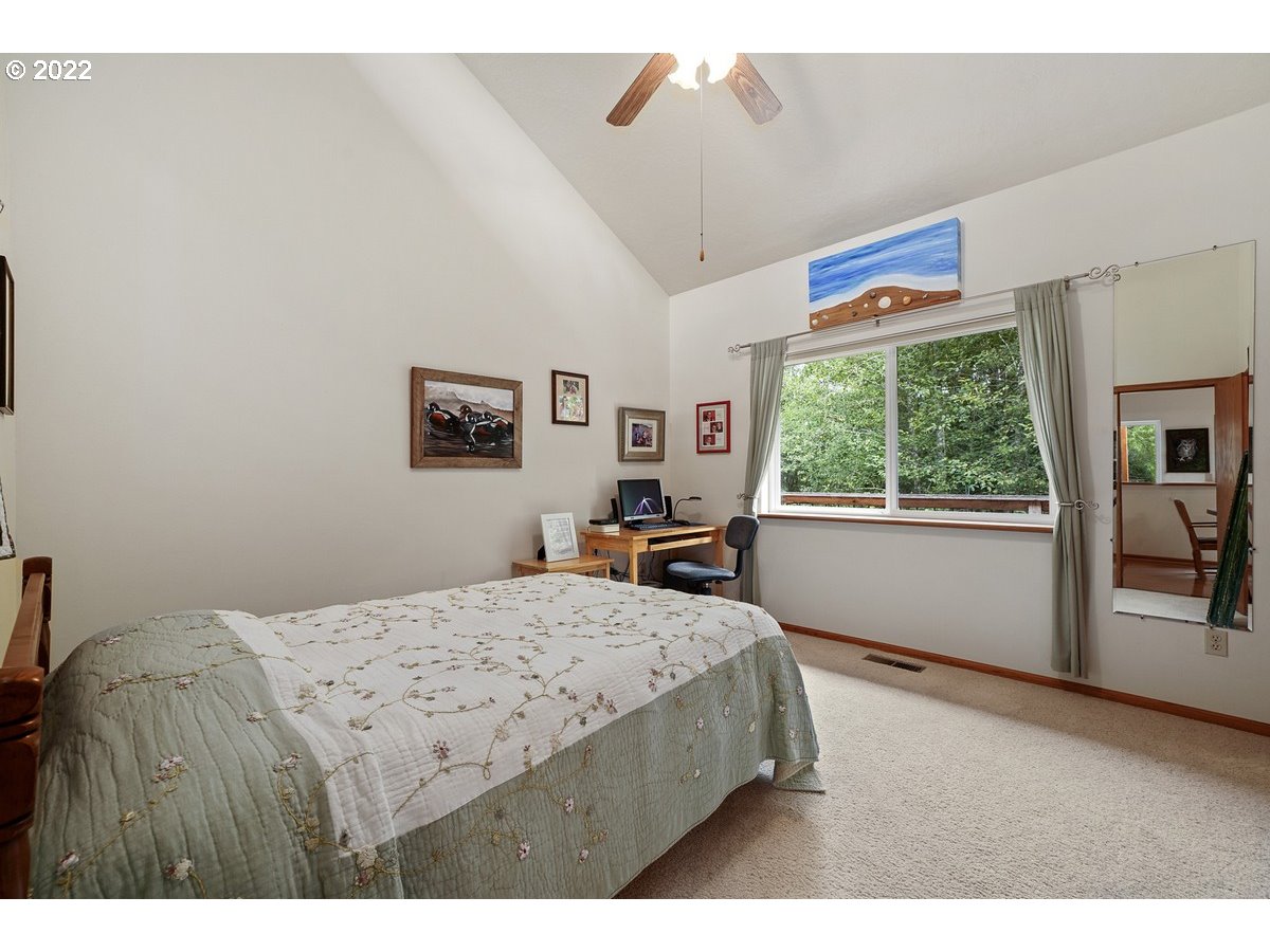 37275 Jenck Road Cloverdale, OR 97112 - Photo 18 of 32